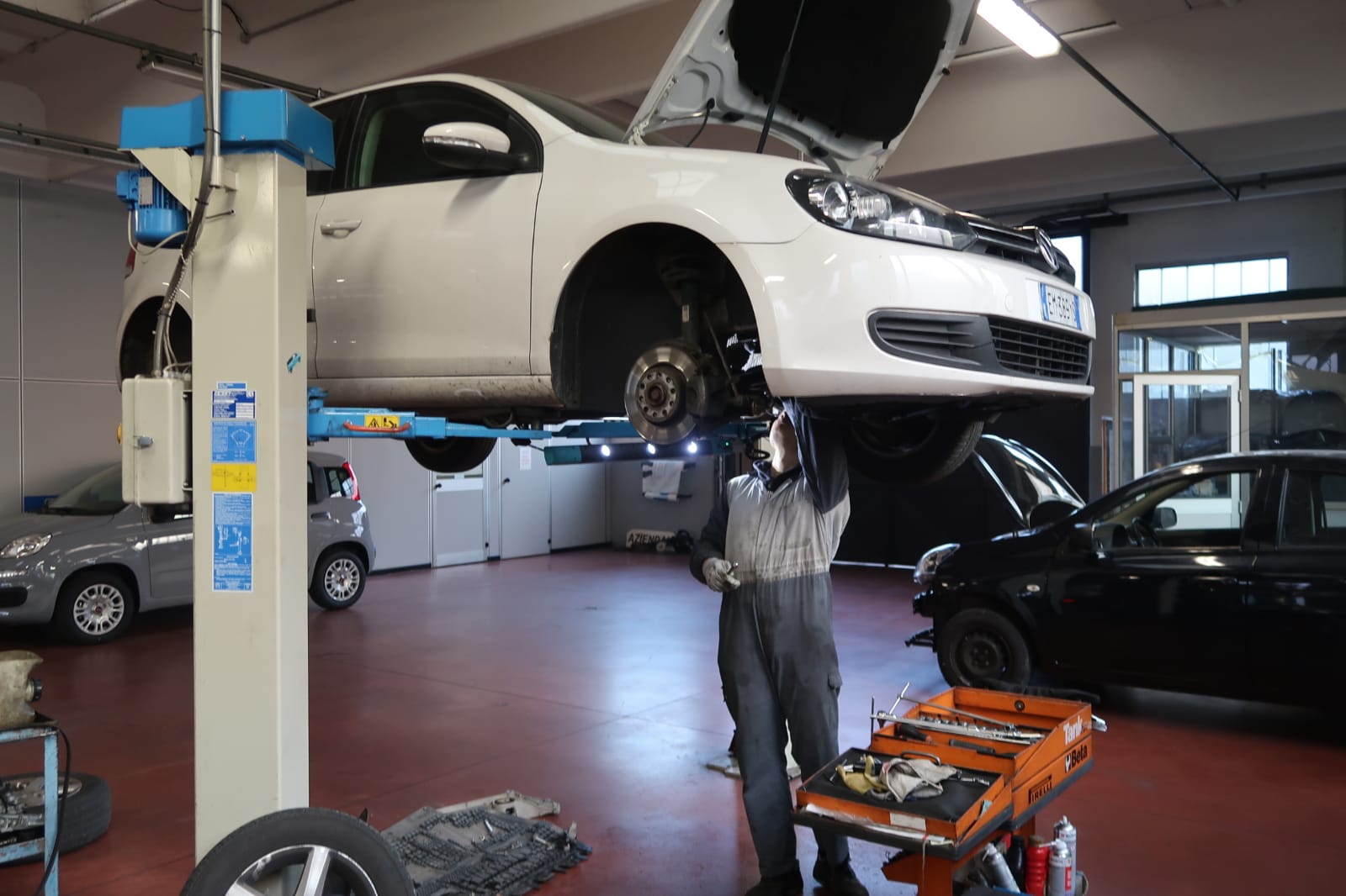 bulanti-gomme-revisioni-autousate-lecco-officina-2