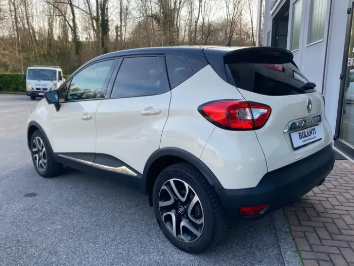 Renault Captur 1.2 TCe Intens EDC – 11/2016 - immagine 2