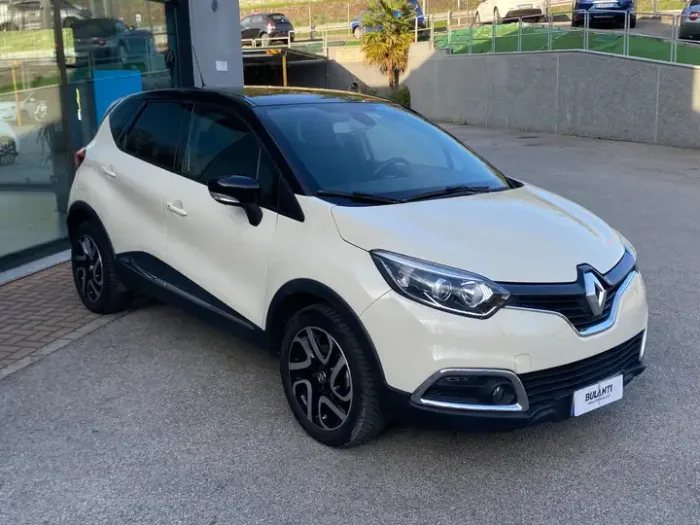 Renault Captur 1.2 TCe Intens EDC – 11/2016 - immagine 3